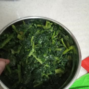 Superfresh Dondurulmuş Ispanak İçi Sap Dolu