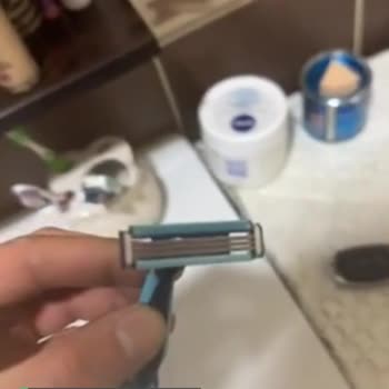 Gillette Ters Bıçak Konulmuş!
