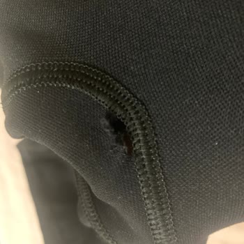 Jerf Çok Sevdiğim Taytımın Ağında Yırtılma Var