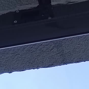 Albert Genau Cam Balkon 6 Ayda Bozuldu