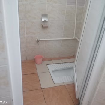 Milli Eğitim Bakanlığı (MEB) Tekirdağ/Çorlu Çorlu Orta Okulu Öğrenci Tuvaletleri Çok Bakımsız!