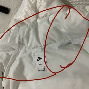 Vakko Şal Renk Akıtıyor Ve Değişim Yapmıyorlar İlgilenmiyorlar