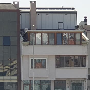 Uludağ Elektrik Dağıtım Boşa Yanan Işıklar Milli Servettir.