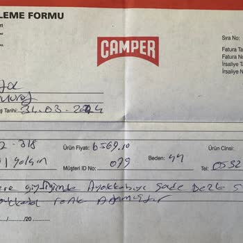 Camper Ayakkabıda Boya Atması