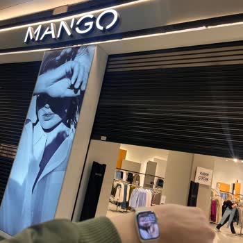 Bursa Sur Yapı Mango Saatinden Önce Kapatıp Müşteri Kovuyorlar