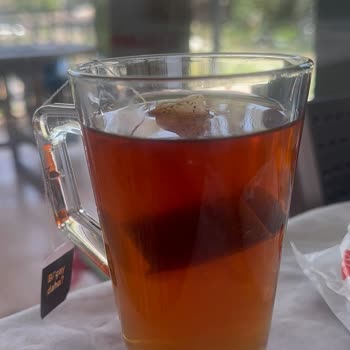 Lipton Çay Diye Çöp Satıyor!