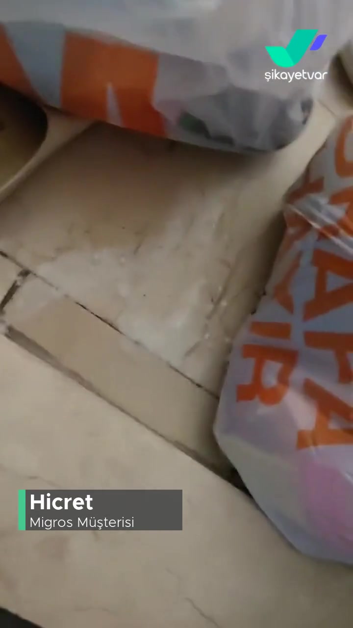Migros Yoğurdu Patlak Teslim Yaptı, Şikayetçiyim! videonun kapak resmi