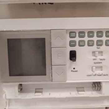 Cevahir AVM'de Aşırı Sıcak Ve Havasızlık Sorunu