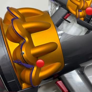 Dyson V15 Pembe Süngerlerin Yırtılması