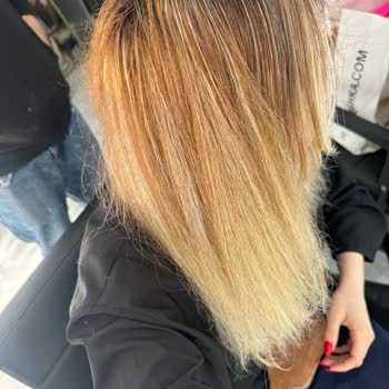 Beyaz Köşk Coiffeur (Ersin Pekdemir) Beklenenin Altında Hizmet!