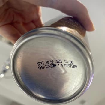 Obsesso Kahvemin İçinden Beyaz Şeyler Çıktı