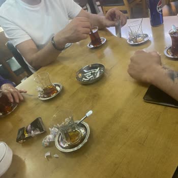 Köroğlu Pide Kebap Restoranda Hijyen Ve İlgi Problemleri