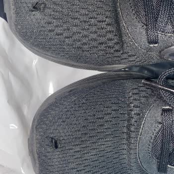 Adidas Asla Ürünlerinin Arkasında Durmuyor