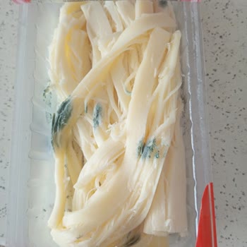 Migros Hemen Küflü Peynir Ayıbı