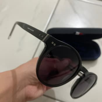 Opmar Optik'ten Aldığım Tommy Hilfiger Marka Gözlük Menteşe Sorunu