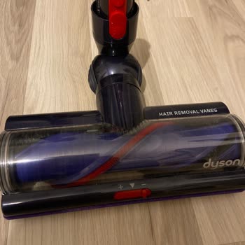 Dyson Sitesinde Yanıltıcı Görsel Kullanıyor Farklı Başlık Gönderiyor