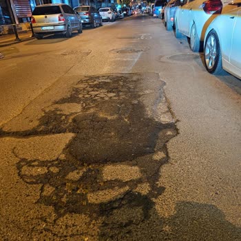 İBB - İstanbul Büyükşehir Belediyesi Zeytinburnu Yollarının Bozukluğu