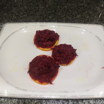 Linens İlk Yıkamada Tabakların Yaldızları Silindi