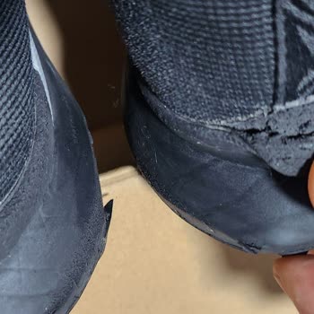 Nike Mi? Barçın Mı? Kağıt Ayakkabı Nike!