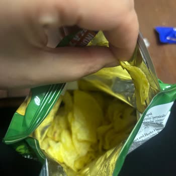 Lays Yoğurtlu İçinden Değişik Bir Şey Çıktı