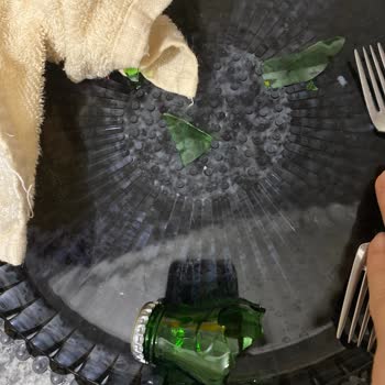 Beypazarı Maden Suyu Şişenin 6lı Jelatinli Şekilde Patlaması