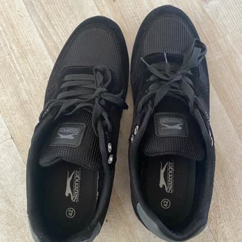 Slazenger Elektrik Üreten Ayakkabıyla Şok Deneyimi
