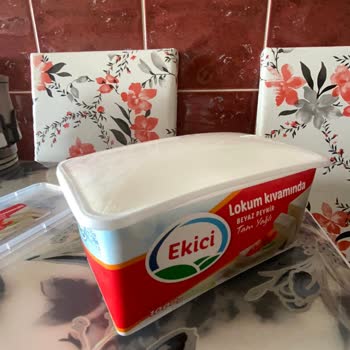 Ekici Peynir Ekici Lokum Kıvamında Peynir Kutusu Şişti