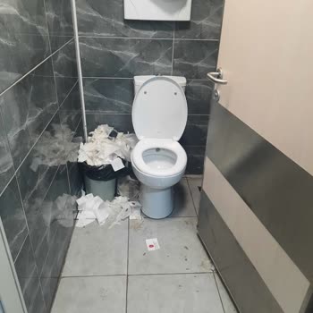 Hacettepe Üniversitesi Hastanesi Hastane Pislik İçinde