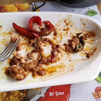 Tavuk Dünyası Pişmemiş Tavuk Ve Kötü Hizmet Deneyimi