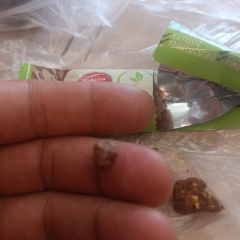 Malatya Pazarı Murat Palancı Meyveli Bar İçinden Taş Çıktı