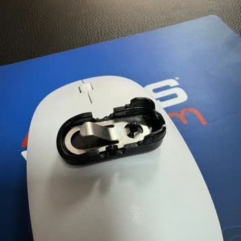 PHILIPS Ev Aletleri Philips 8000 Seri Kablosuz Dik Süpürge XC8049/01