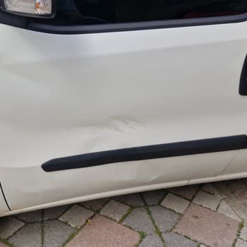 Fiat Efsane Bayi Kapı Sorunu: 4 Aydır Bekleyiş