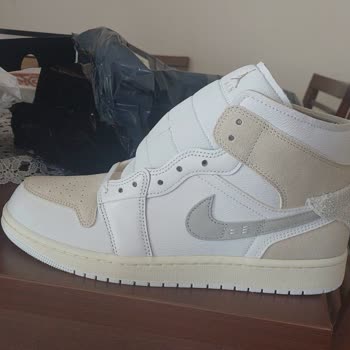 Nike Firması Maddi Manevi Bizi Mağdur Etti.