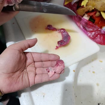 Beşler Yağsız Kuşbaşı Tamamen Yağ Dolu