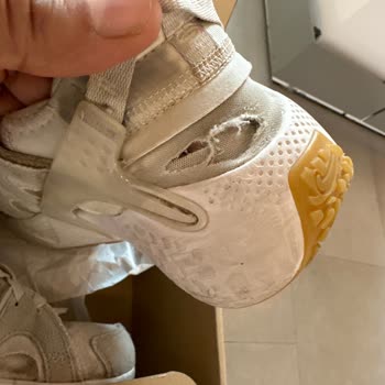 Sneaks Up Ve Nike İade Ve Değişim Kabul Etmiyor