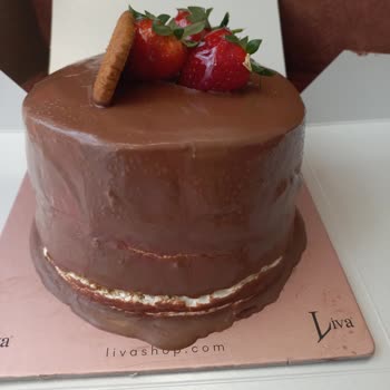 Liva Pastanesi (livashop.com) Özensiz Ve Geç Gelen Sipariş