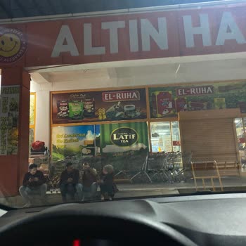 Altın Happy Market Market Kapalı Ve Oturuyorlar