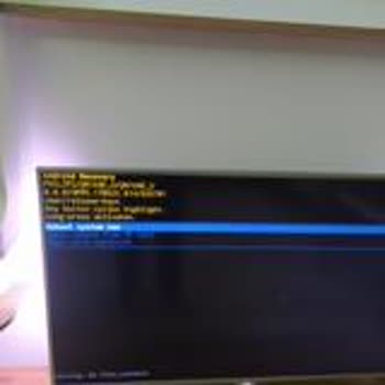 PHILIPS TV Kendi Kendine Açılıp Kapanmaya Başladı