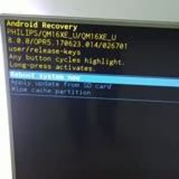PHILIPS TV Kendi Kendine Açılıp Kapanmaya Başladı