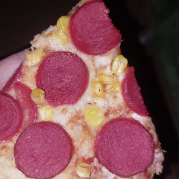 Terra Pizza Nutella Tadında Sosisli Pizza!