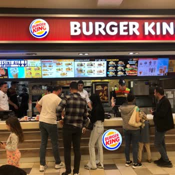 Burger King Akhisar Novada Şubesi