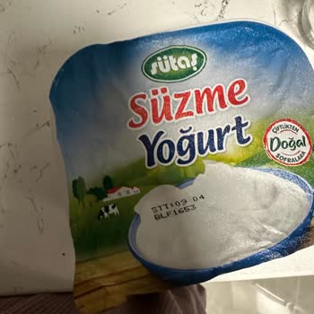 Sütaş Süzme Yoğurt Küf
