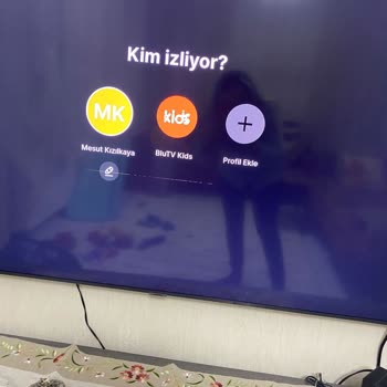 Samsung Çakma Ya Da Eski Parça Satıyor.