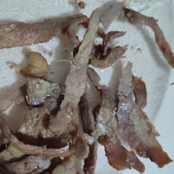 Peçenek Döner Et Rengi Yeşil Geldi!