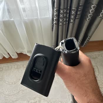 PHILIPS Ev Aletleri Philips Dikey Süpürgem Hali Süpürürken Bir Anda Kırıldı!