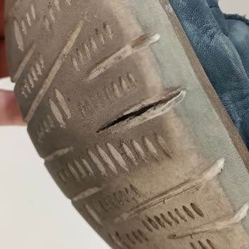 Derimod Ayakkabı Tabanı Yarılması