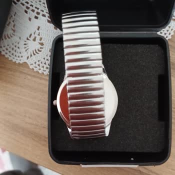 Saat Dünyası (Facebook) Saat Dünyası Plus (Facebook)