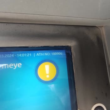 Yapı Kredi ATM Paramı Yuttu, Eksik Yatırdı.