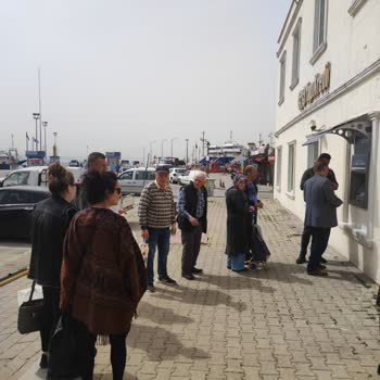 Yapı Kredi Bankası Gelibolu ATM Yetersizliği/Kalitesiz Hizmet