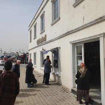Yapı Kredi Bankası Gelibolu ATM Yetersizliği/Kalitesiz Hizmet